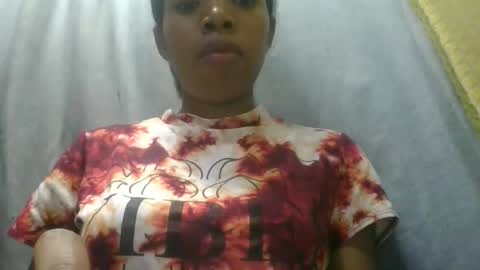 prisca880319 online show from 06/05/26, 11:27