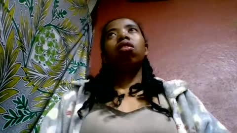 prisca880319 online show from 07/01/26, 06:48
