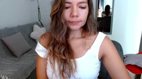 Marcela online show from 05/22/26, 08:03