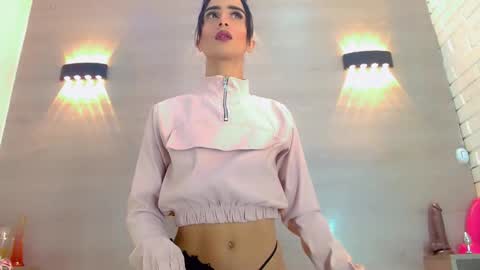 priscilarainbow online show from 10/14/25, 04:13