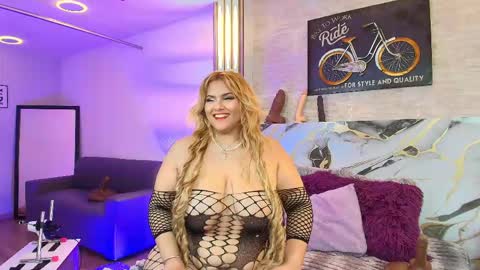 Snapshot of prishaa chatting on 05/29/26, 03:59 PRISHArMANA online show from 05/29/26, 03:59