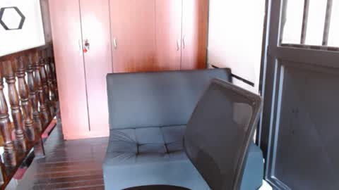 Snapshot of prismm_ chatting on 11/21/25, 04:38 prismm_ online show from 11/21/25, 04:38