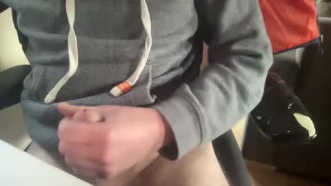 Snapshot of pritchj chatting on 01/11/25, 01:32 pritchj online show from 01/11/25, 01:32