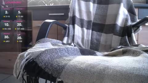 Snapshot of private_space chatting on 10/24/25, 06:54 Space online show from 10/24/25, 06:54