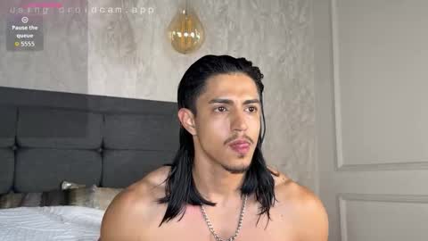 Snapshot of privilegewc chatting on 11/08/25, 01:17 privilegewc online show from 11/08/25, 01:17