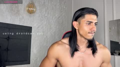 Snapshot of privilegewc chatting on 11/28/25, 04:26 privilegewc online show from 11/28/25, 04:26