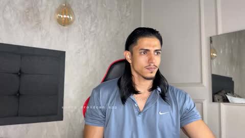 Snapshot of privilegewc chatting on 11/29/25, 10:13 privilegewc online show from 11/29/25, 10:13