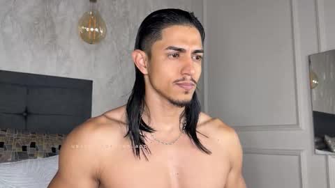 Snapshot of privilegewc chatting on 12/01/25, 04:06 privilegewc online show from 12/01/25, 04:06