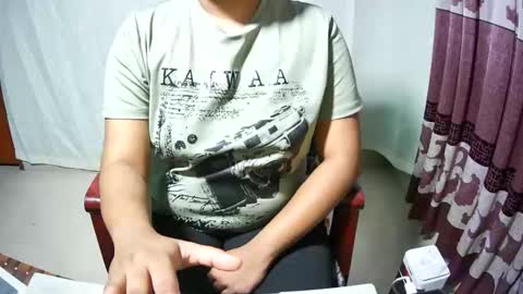 Snapshot of priyonti34 chatting on 01/12/26, 08:25 Priyonti ganguli online show from 01/12/26, 08:25
