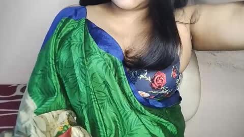 priyu_ online show from 11/18/25, 01:26