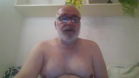 Snapshot of probo7 chatting on 11/22/25, 10:42 Belko7 online show from 11/22/25, 10:42
