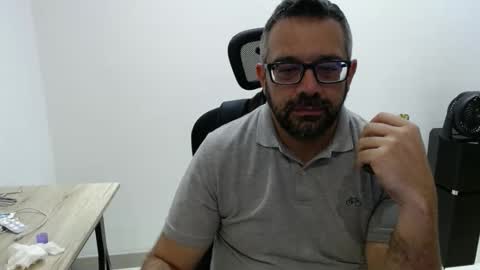 Snapshot of professional_manbd chatting on 11/04/25, 03:05 Professional manBD online show from 11/04/25, 03:05