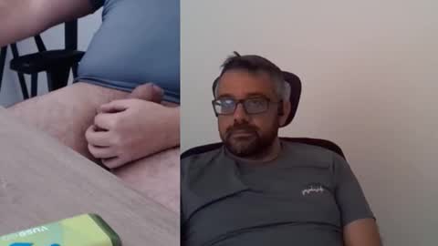 Snapshot of professional_manbd chatting on 11/17/25, 04:24 Professional manBD online show from 11/17/25, 04:24