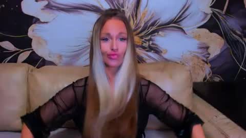 Snapshot of project_barbara chatting on 06/17/26, 05:03 Barbara online show from 06/17/26, 05:03