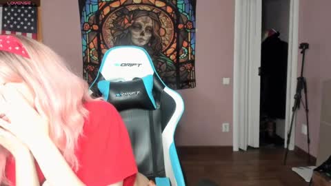 Snapshot of project_hisoka44 chatting on 04/21/26, 04:52 Di online show from 04/21/26, 04:52