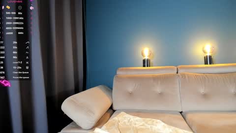 Snapshot of project_raven chatting on 01/24/25, 06:56 Raven  but you can call me sweetie or honey too  online show from 01/24/25, 06:56