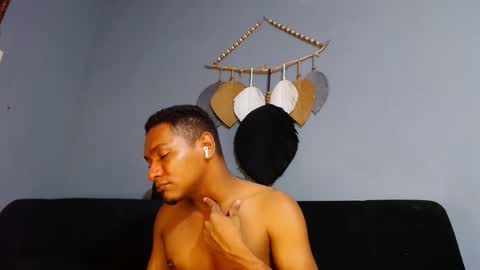 Snapshot of prometo23cm chatting on 01/23/25, 06:17 Grande y Gruesa online show from 01/23/25, 06:17