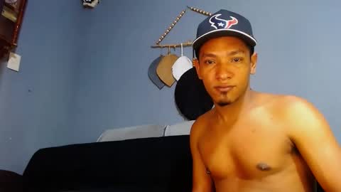 Snapshot of prometo23cm chatting on 02/04/25, 11:49 Grande y Gruesa online show from 02/04/25, 11:49