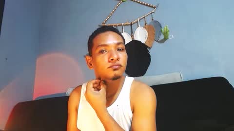 Snapshot of prometo23cm chatting on 05/29/26, 12:14 Grande y Gruesa online show from 05/29/26, 12:14
