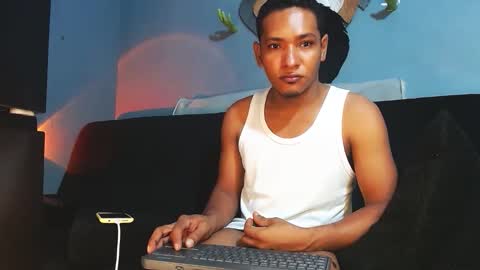 Snapshot of prometo23cm chatting on 06/10/26, 10:47 Grande y Gruesa online show from 06/10/26, 10:47