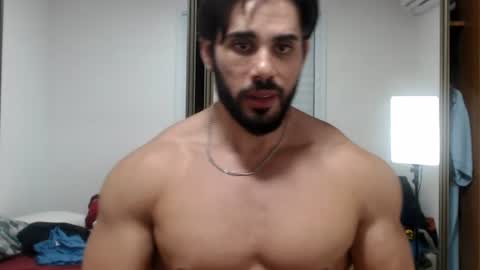 Snapshot of promuscles4u chatting on 06/23/26, 10:52 promuscles4u online show from 06/23/26, 10:52