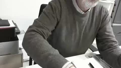 Snapshot of proplan chatting on 11/28/25, 05:26 mature hairy guy online show from 11/28/25, 05:26