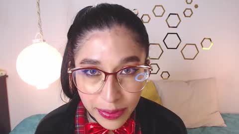 Adris  Juan online show from 12/01/25, 04:06