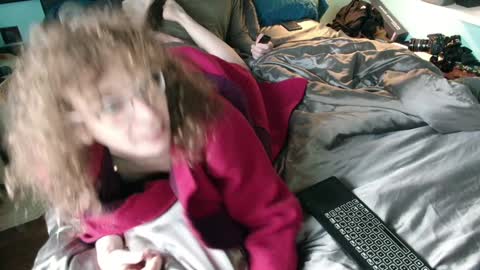 prxscillia_tx online show from 01/07/25, 08:45