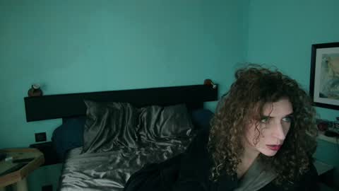 prxscillia_tx online show from 01/08/25, 12:58