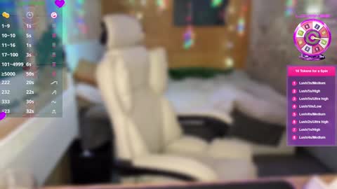 Snapshot of ps4pro chatting on 01/02/25, 01:40 Queen of Pain online show from 01/02/25, 01:40