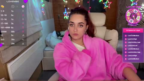 Snapshot of ps4pro chatting on 01/19/25, 03:39 Queen of Pain online show from 01/19/25, 03:39