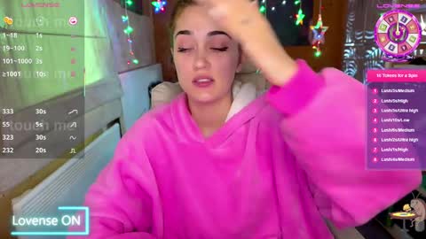 Snapshot of ps4pro chatting on 02/19/25, 11:49 Queen of Pain online show from 02/19/25, 11:49