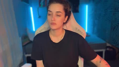 Queen of Pain online show from 03/05/26, 02:07