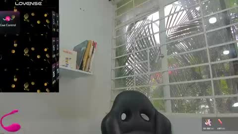 psique_naughty2 online show from 03/05/25, 07:38