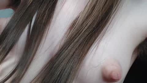 Snapshot of psychegirl chatting on 12/16/24, 09:20 psychegirl online show from 12/16/24, 09:20