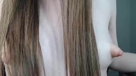 Snapshot of psychegirl chatting on 02/27/25, 09:25 psychegirl online show from 02/27/25, 09:25