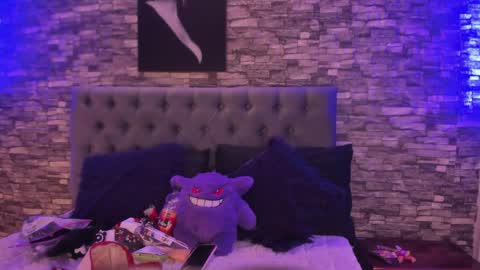 Snapshot of psychodoll_11 chatting on 04/21/26, 02:01 psycodoll online show from 04/21/26, 02:01