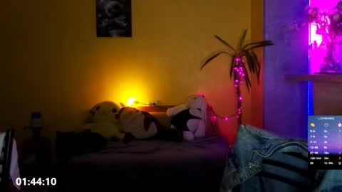 LUCY -----    online show from 02/21/26, 10:11