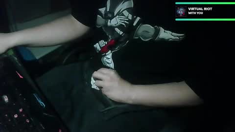 Snapshot of pt35l chatting on 12/24/24, 04:33 your mysterious man online show from 12/24/24, 04:33