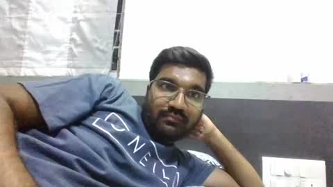 Snapshot of ptl1711 chatting on 12/25/24, 01:30 ptl1711 online show from 12/25/24, 01:30