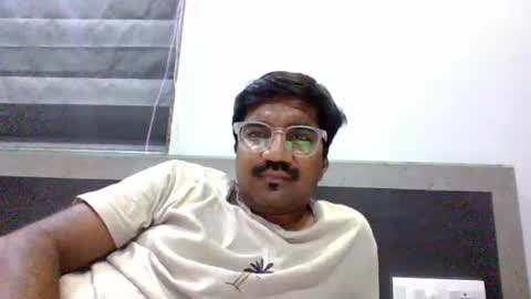Snapshot of ptl1711 chatting on 05/31/26, 06:20 ptl1711 online show from 05/31/26, 06:20