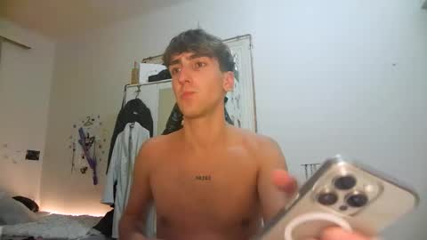 pttvnvkk online show from 01/28/25, 08:47