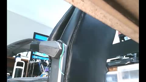 Snapshot of pudgy75 chatting on 03/27/26, 04:18 pudgy online show from 03/27/26, 04:18