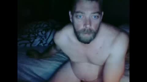 Snapshot of pug2222 chatting on 09/17/25, 12:34 pug2222 online show from 09/17/25, 12:34