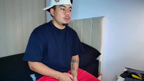 Snapshot of pull_bershh chatting on 04/11/26, 12:15 pull_bershh online show from 04/11/26, 12:15