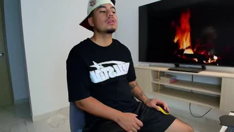 Snapshot of pull_bershh chatting on 04/17/26, 02:14 pull_bershh online show from 04/17/26, 02:14