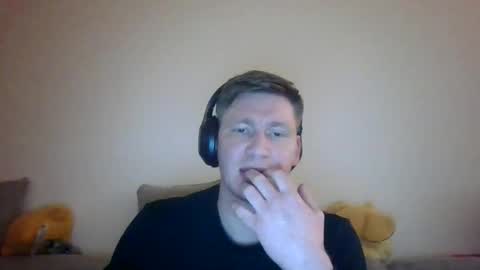 Snapshot of punkindrublic25 chatting on 04/06/26, 11:05 punkindrublic25 online show from 04/06/26, 11:05