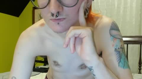 Snapshot of punkpupollie chatting on 04/11/26, 01:10 punkpupollie online show from 04/11/26, 01:10