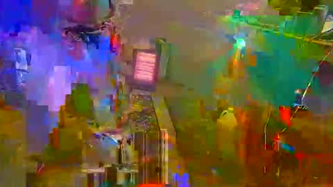 Snapshot of punkrunr083 chatting on 10/23/25, 08:13 punkrunr083 online show from 10/23/25, 08:13