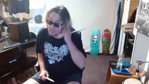 Snapshot of punkypapi chatting on 03/26/26, 04:12 Jojo online show from 03/26/26, 04:12